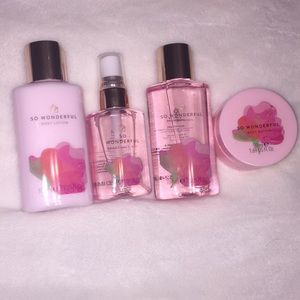 a set of “so wonderful” beauty supplies🌸🌸